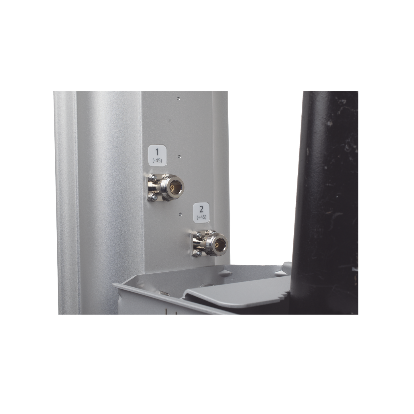 Antena Sectorial MIMO 4X4 de 45 º, 4.9 - 6.4 GHz, IP55, Ganancia de 22 dBi, 4 Conectores N-hembra, Montaje y Jumper tipo N incluido.