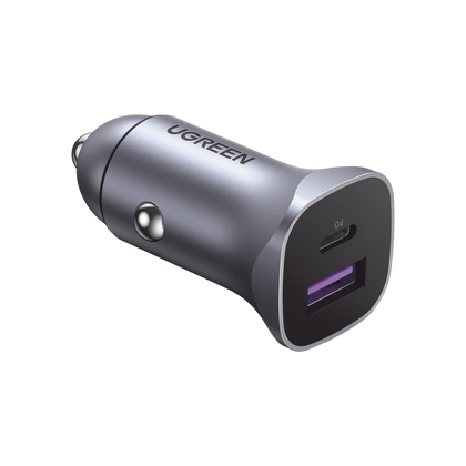 Cargador de Auto 30W / 2 Puertos USB-A y USB-C / Carga Rápida / Compatible con Vehículos de 12 y 24 VCD / PD3.0 + QC3.0 / Indicador Led / Diseño Compacto / Chip Inteligente / Aleación de Aluminio.