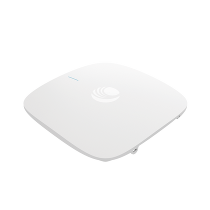Punto de Acceso Empresarial Wi-Fi 6/6E XE3-4 / 3 Radios (2.4, 5 y 6 GHz) Definidos por Software (SDR) / Hasta 1,500 Clientes / Gestión desde la Nube cnMaestro / Seguridad WPA3 / Montaje en Techo o Plafón / Alimentación PoE