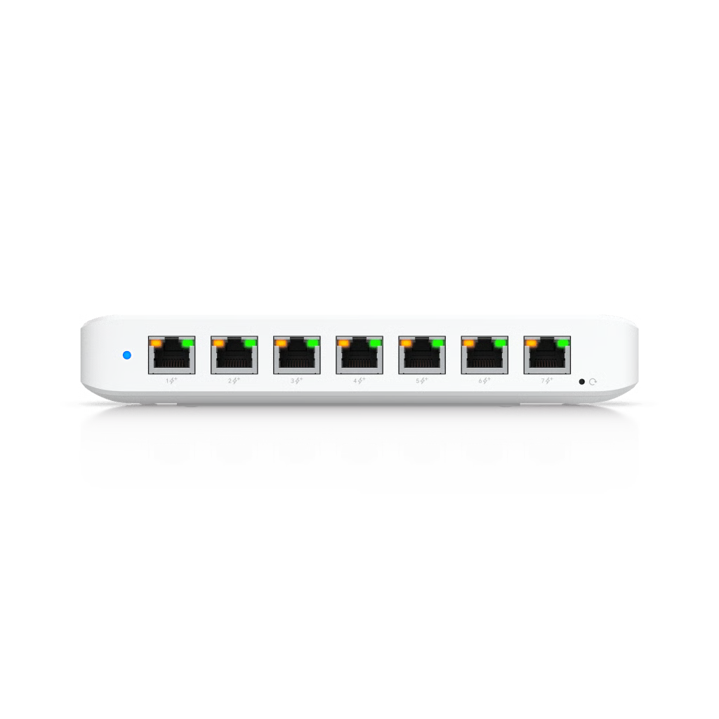 UniFi Switch Ultra 60W Administrable / 8 puertos GbE / (1) puerto POE++ IN opcional y (7) puertos POE+/ Wattaje depende de fuente o POE IN / Incluye fuente AC hasta 62W para POE