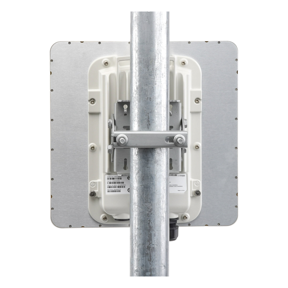 PTP-550 Hasta 1.36 GBps / 4910 - 6200 MHz / 802.11 AC Wave 2 MU-MIMO